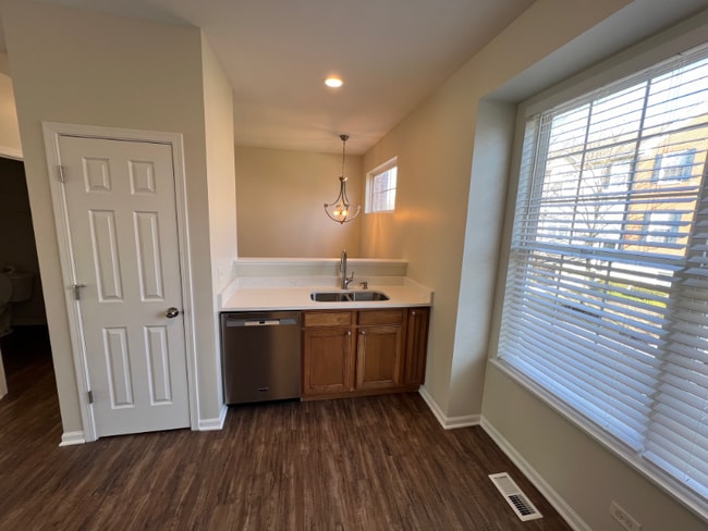 Photo - 159 Willey St