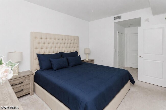 Photo - 5651 Double Eagle Cir Unit 4332