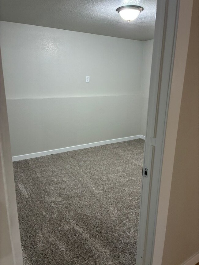 Photo - 1125 Peterson Rd