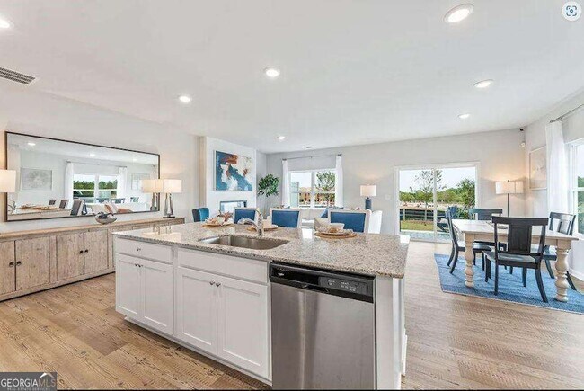 Photo - 5165 Sidney Sq Dr