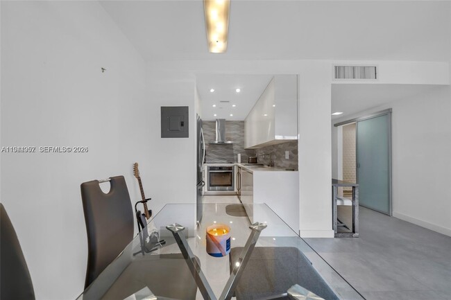 Photo - 1200 West Ave Unit 414