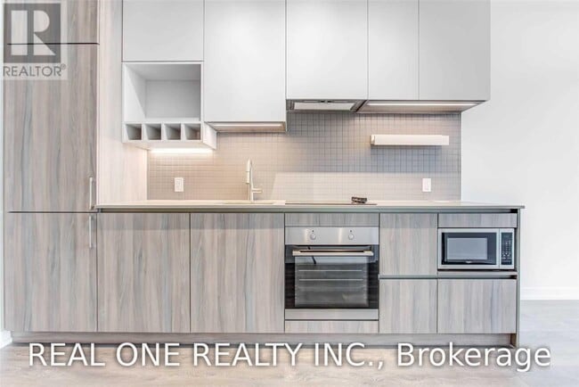 Photo - 950 Portage Pkwy Unit 3107