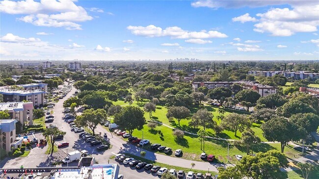 Photo - 6301 N Falls Cir Dr Unit 206