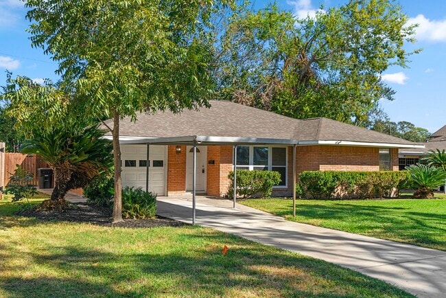 Photo - 9614 Long Branch Ln