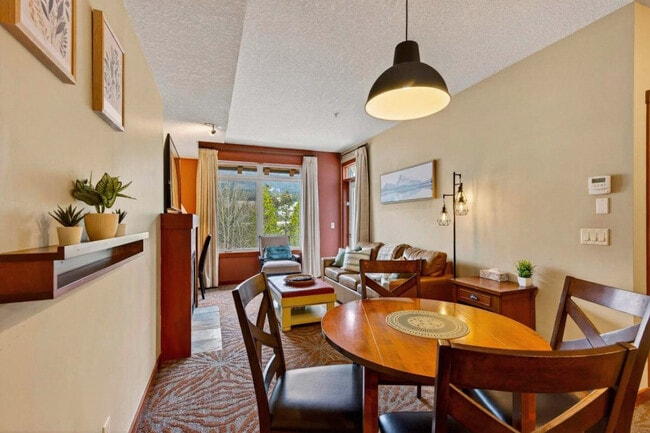 170 Kananaskis Way Unité SI ID1499953P
