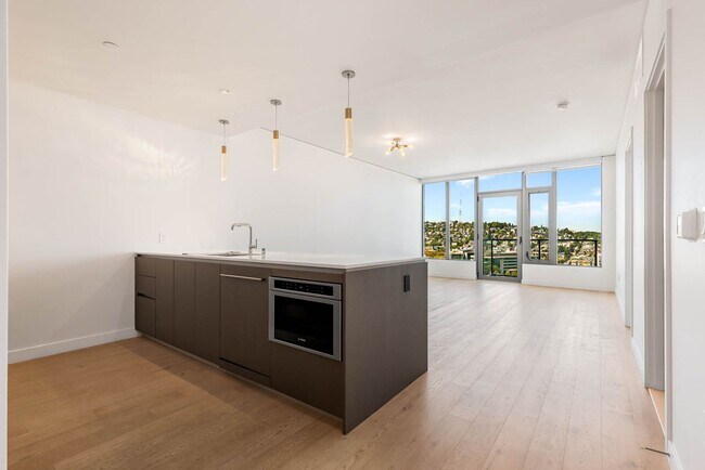 Photo - Luxury Living at Spire