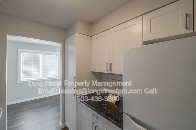 Photo - 208 SE 5th Ave Unit 103