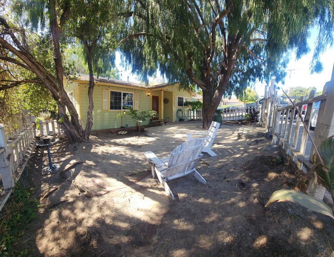 SLO Tropical Private Bungalow ideally loca... - SLO Tropical Private Bungalow ideally loca... House