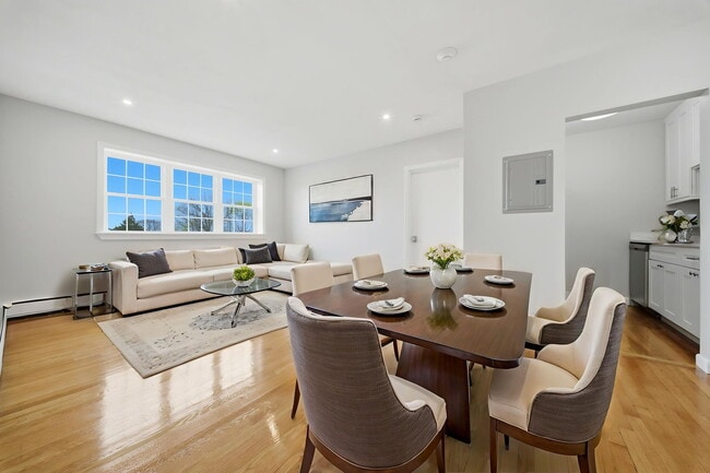 11 Schubert St