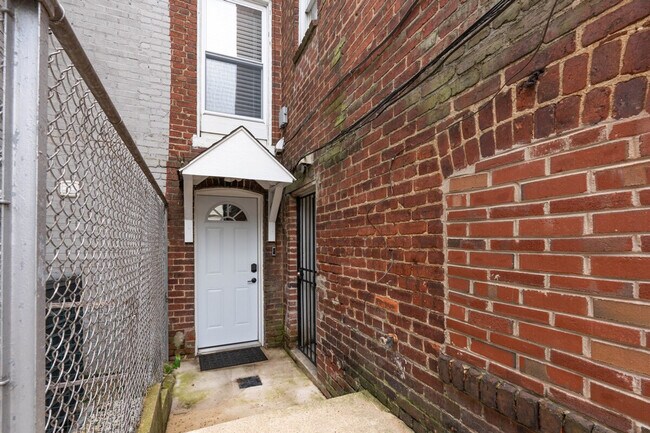 Photo - 651 Columbia Rd NW Unidad SI ID1511068P