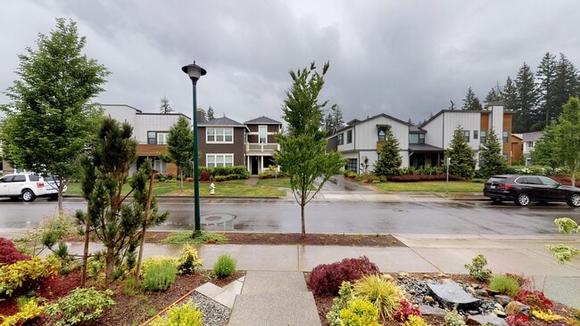 Photo - Issaquah highlands 5 bedroom plus Den and 5.5 bathroom newer home with a lot of amenities!!!  A m...