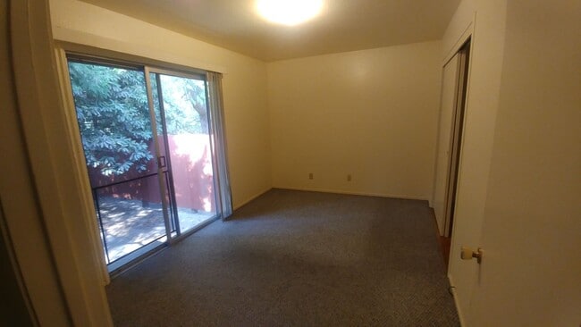 Photo - Racetrack 2 Unit 182