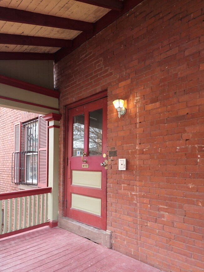 Photo - 2 Park Terrace Apartment Unit 1