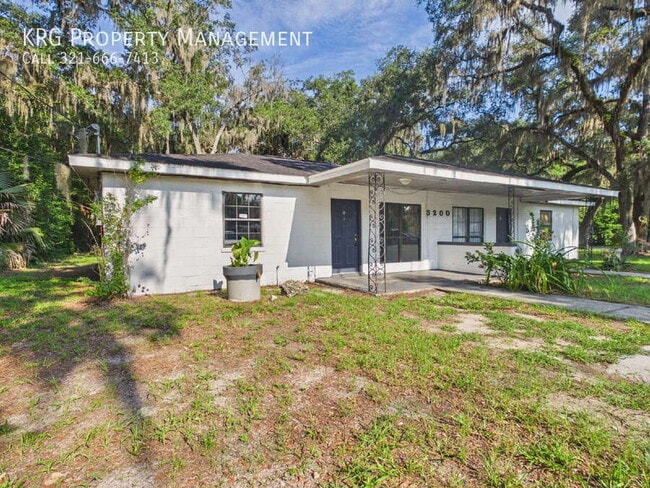 Building Photo - 3200 NE 56th Ave Unit A