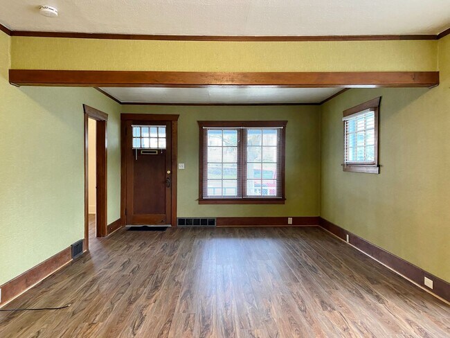 Photo - Sweet Home in The Dalles