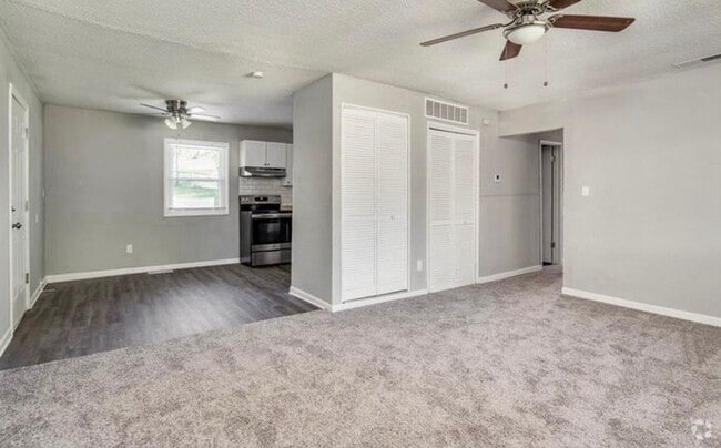 Building Photo - South KC Home! RENT SPECIAL $1250.00!