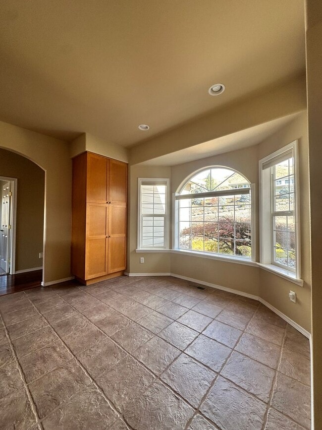 Photo - Stunning 4 Bedroom Briarwood Home with City View