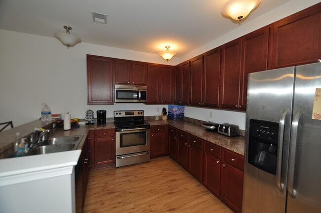 Photo - Kings Pointe at Western Branch