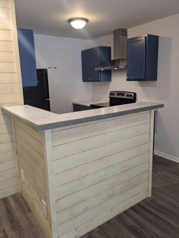 Photo - 2111 Peppertree St