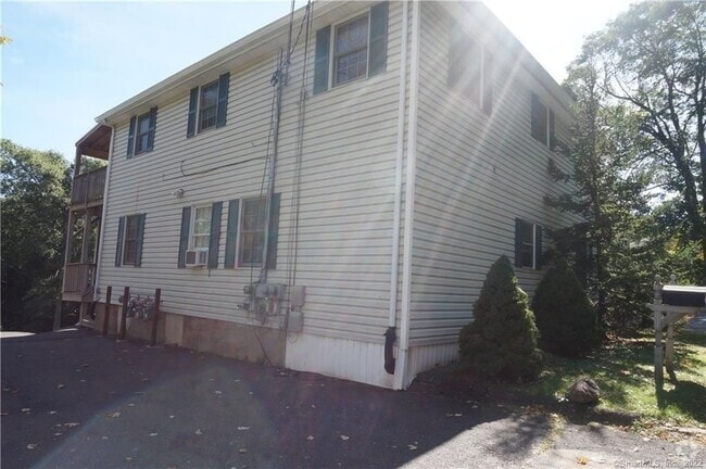 Building Photo - 4 Terre Haute Rd Rental