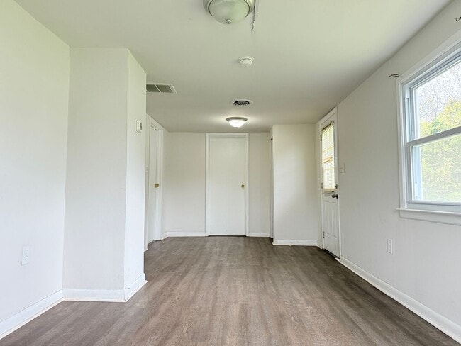 Photo - 2 bed, 1 bath Seaford Home with a Private ...