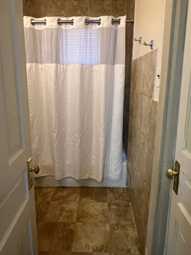 Photo - 1249-1251 N. 34th St. Unidad 1249-Lower