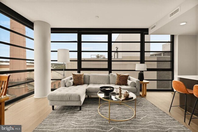 Photo - 1300 4th St SE Unit 812