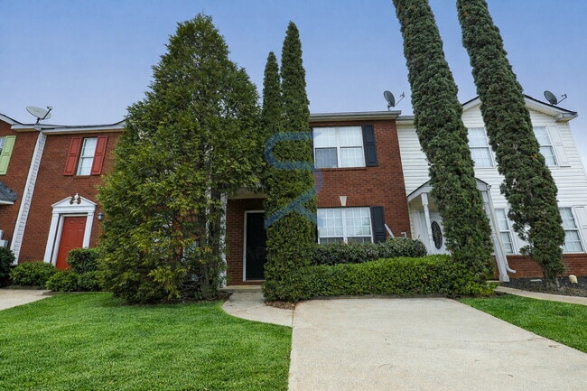 Building Photo - Move in before December 31st and choose your reward: a $250 Amazon Gift Card or a 55 Smart TV!