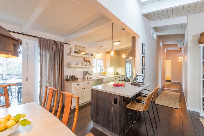 Photo - 13502 Gibson St