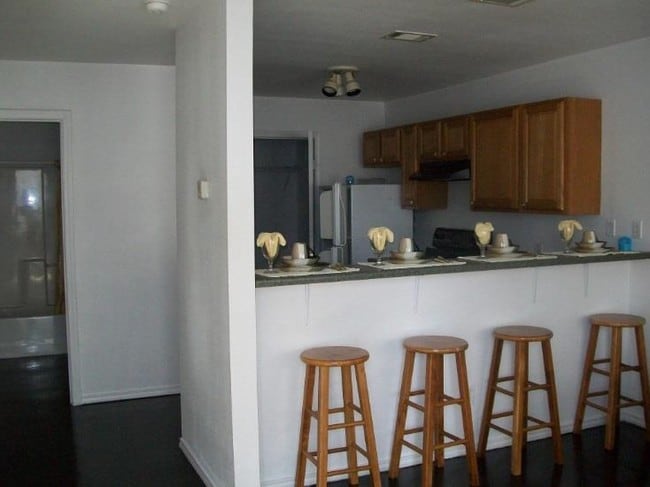 Photo - Empty Eye 290 Apartments