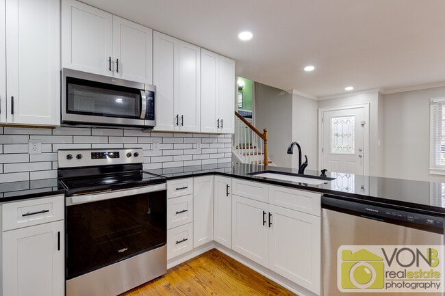 Photo - 648 Montclair Dr
