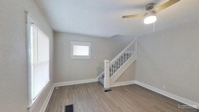 Photo - 215 N 23rd St