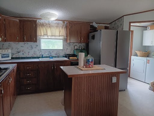 Photo - 694 Line Rd