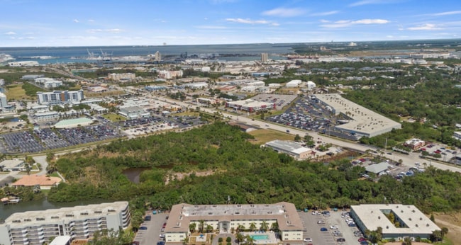 Photo - 230 Columbia Dr