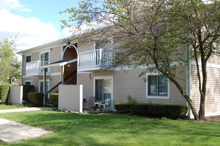 Building Photo - 433-6 HAMPTON PLACE Unit 433 Hampton Place-APT-6