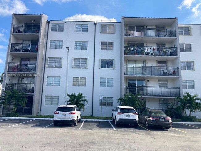 Building Photo - 14155 SW 87th St Unit E409