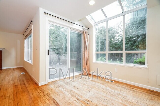 Photo - 2451 238th Pl NE