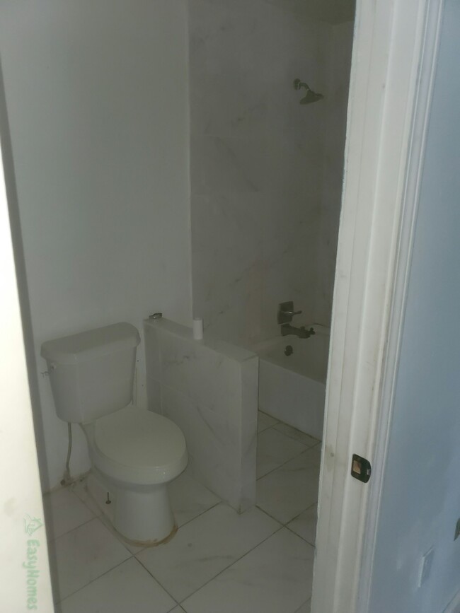 Photo - 247 Shiloh Dr House