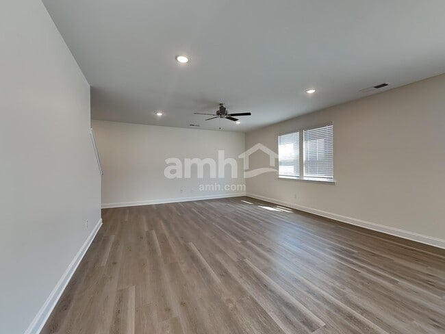 Photo - 3460 Lincoln Hts Ln