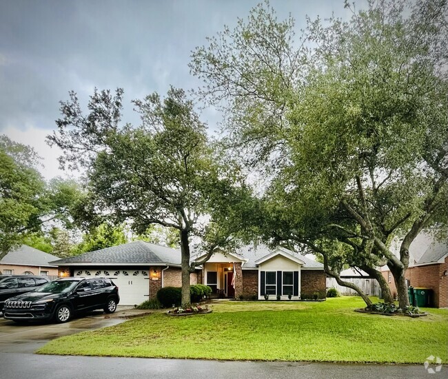 Building Photo - 4553 Castlewood Ln Rental
