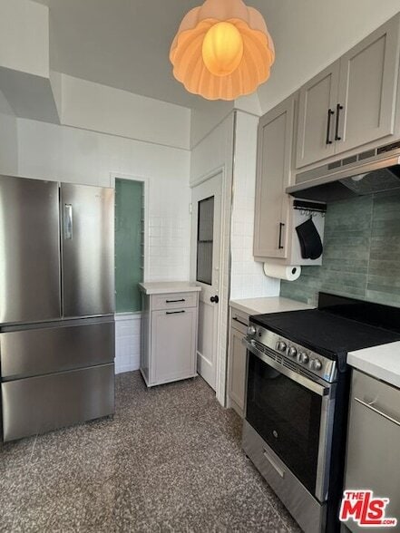 Photo - 157 N La Peer Dr