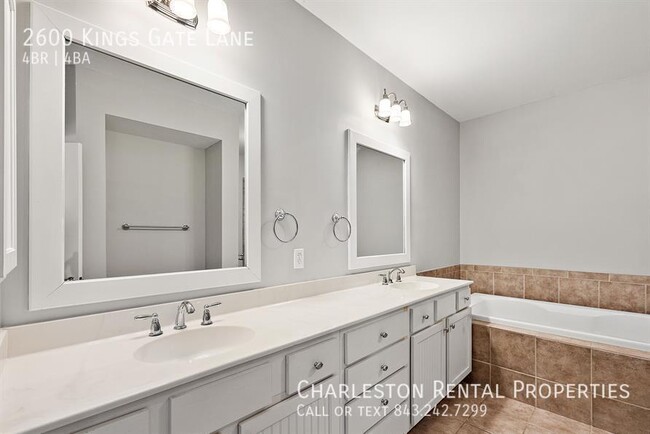 Photo - 2600 Kings Gate Ln