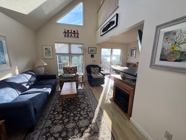 Photo - 127 Pettey Ln