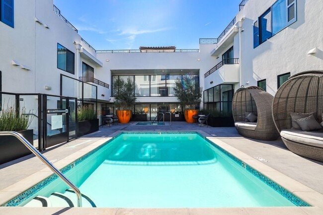 Building Photo - Unit Type: G3 | 1 Bed | 1 Bath Unit 227 Rental