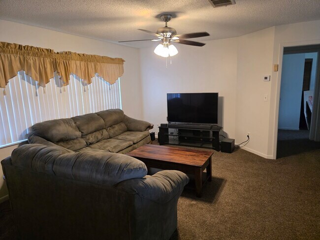 Photo - 1911 Tallpine Rd
