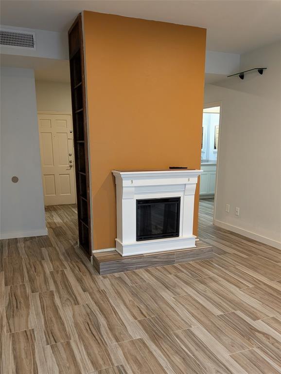 Photo - 2529 Rio Grande St Unit 6