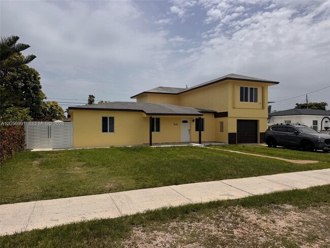 Building Photo - 7400 SW 39th St