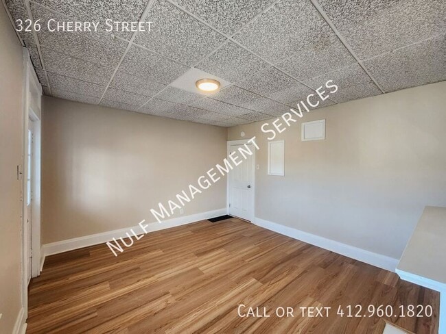 Photo - 326 Cherry St