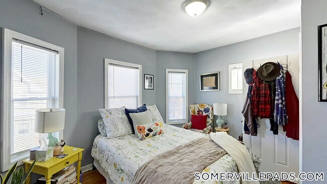 Photo - 50 Derby St Unit 3