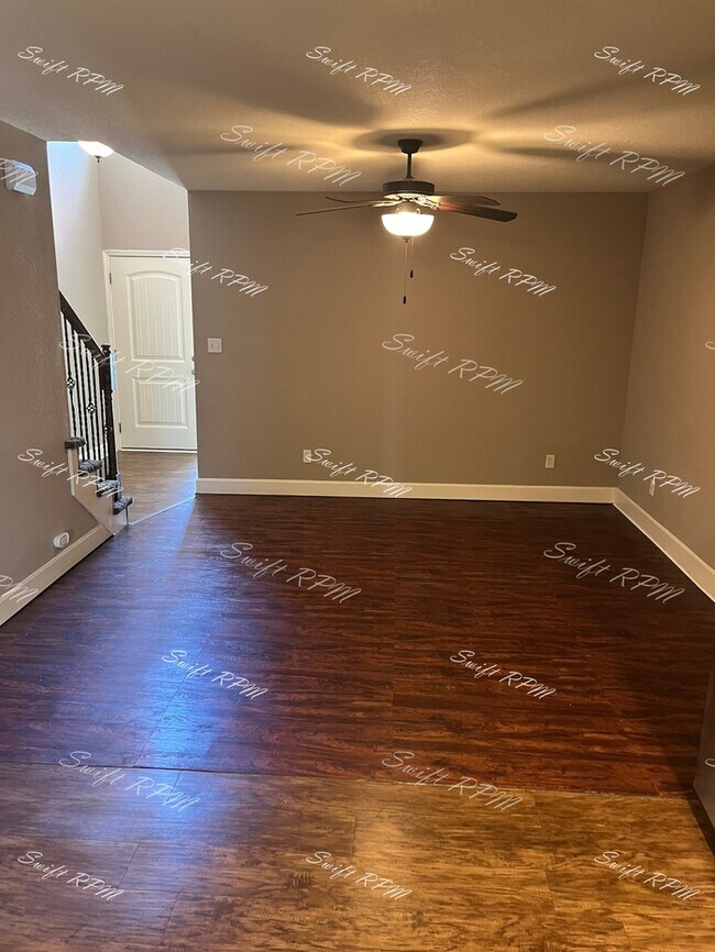 Photo - 21611 Westover Ct